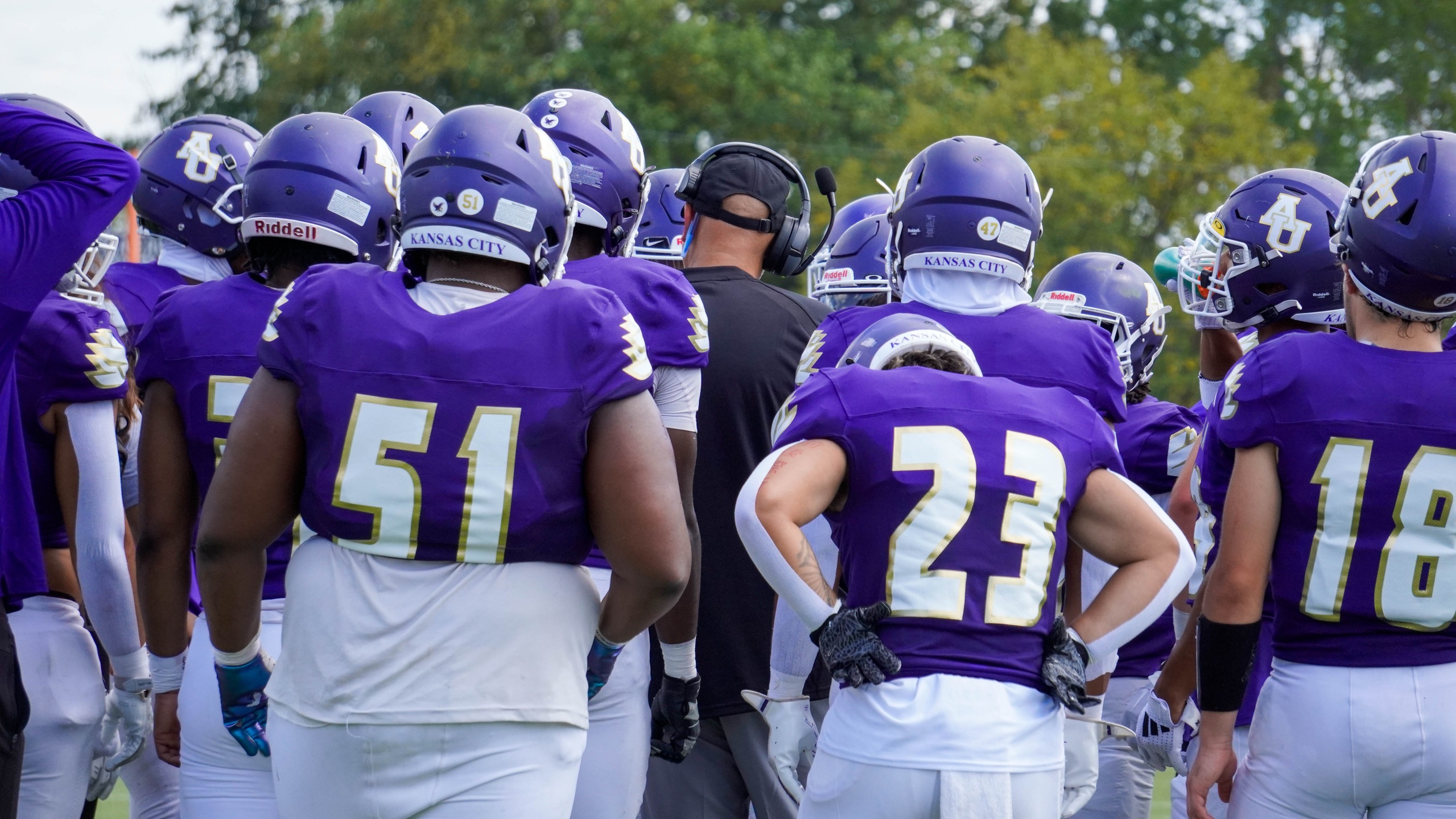 FRIENDS RUSHING ATTACK DEFEATS AVILA FOOTBALL IN WEEK 3