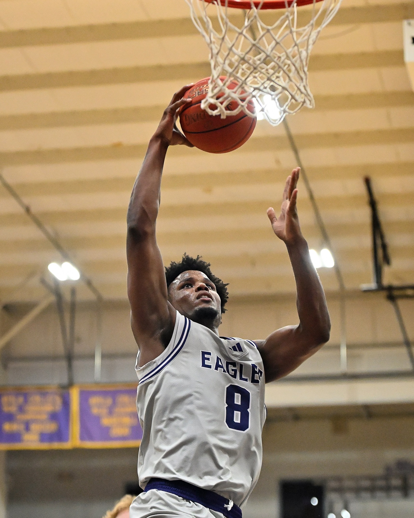 KAHUBE&rsquo;S DOUBLE-DOUBLE GIVES MEN&rsquo;S BASKETBALL HUGE WIN OVER SOUTHWESTERN