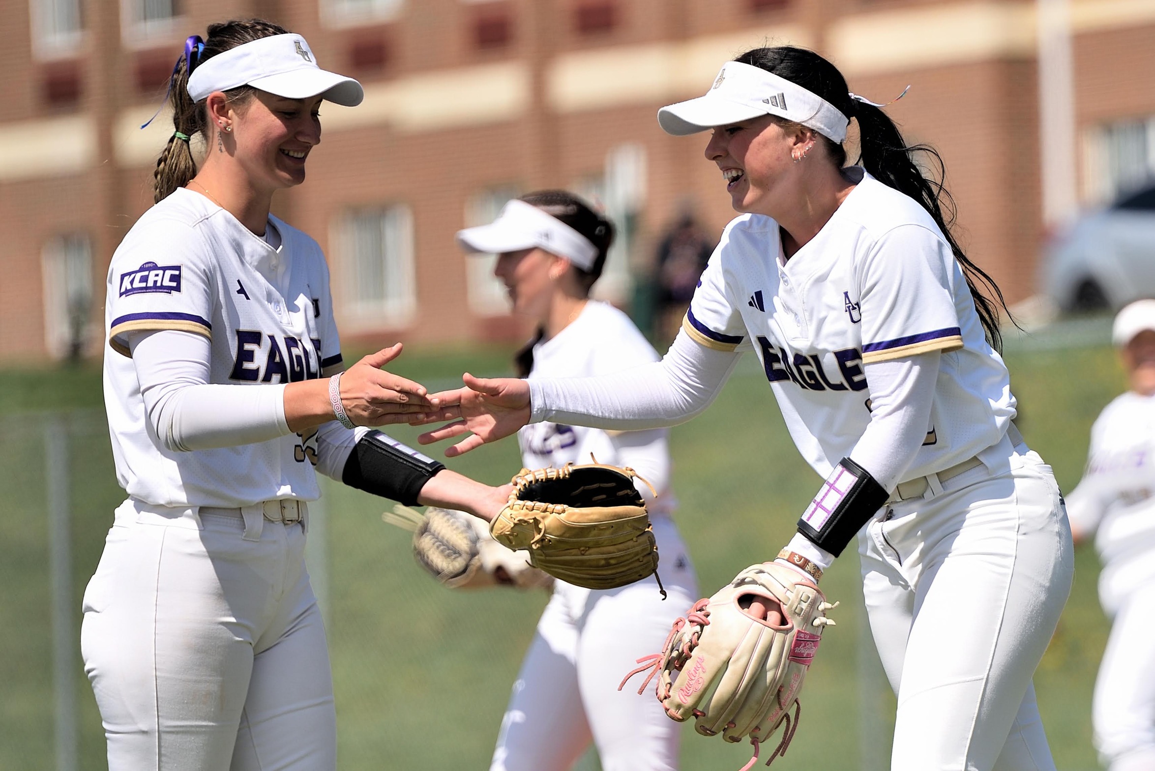 SOFTBALL GOES 1-1 IN OPENING ROUND OF KCAC TOURNAMENT, BACK IN ACTION ON THURSDAY